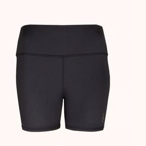 NWT Lively Size Small Biker Shorts